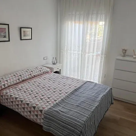 Lotus Estefania בלאנס